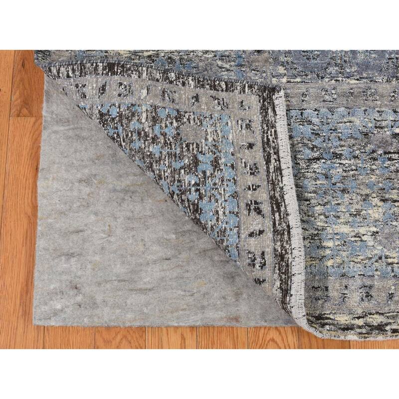 Shahbanu Rugs Columbia Blue Silk with Textured Wool HiLow Pile Mamluk